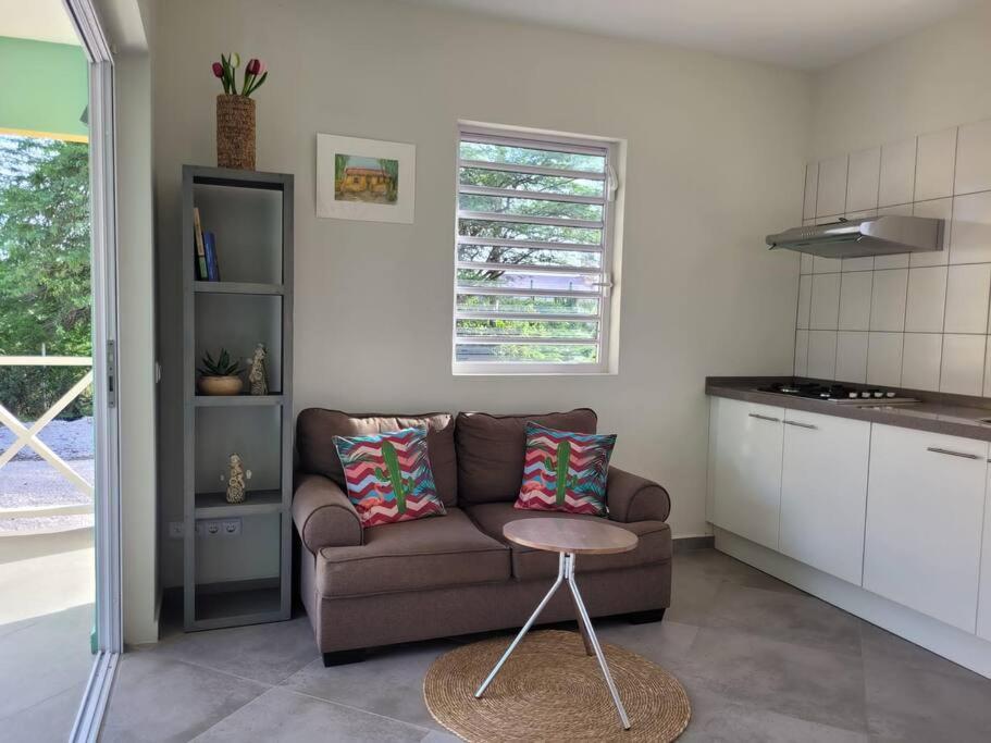 Local Willibrord Lodge Willibrordus Екстериор снимка